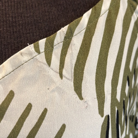 TOPSHOP - Palm Print Button Jumpsuit - Picture 4 of 5